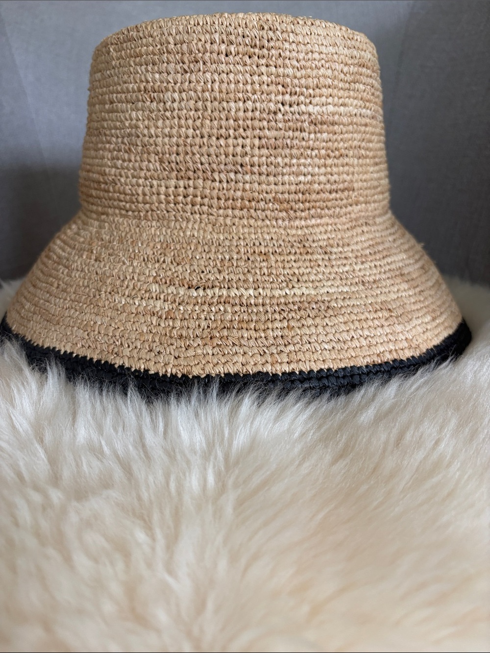 Vince straw bucket hat